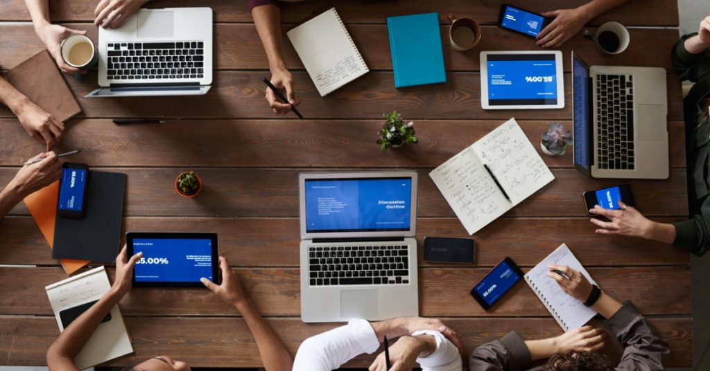 9 Community Management Best Practices for Better Engagement