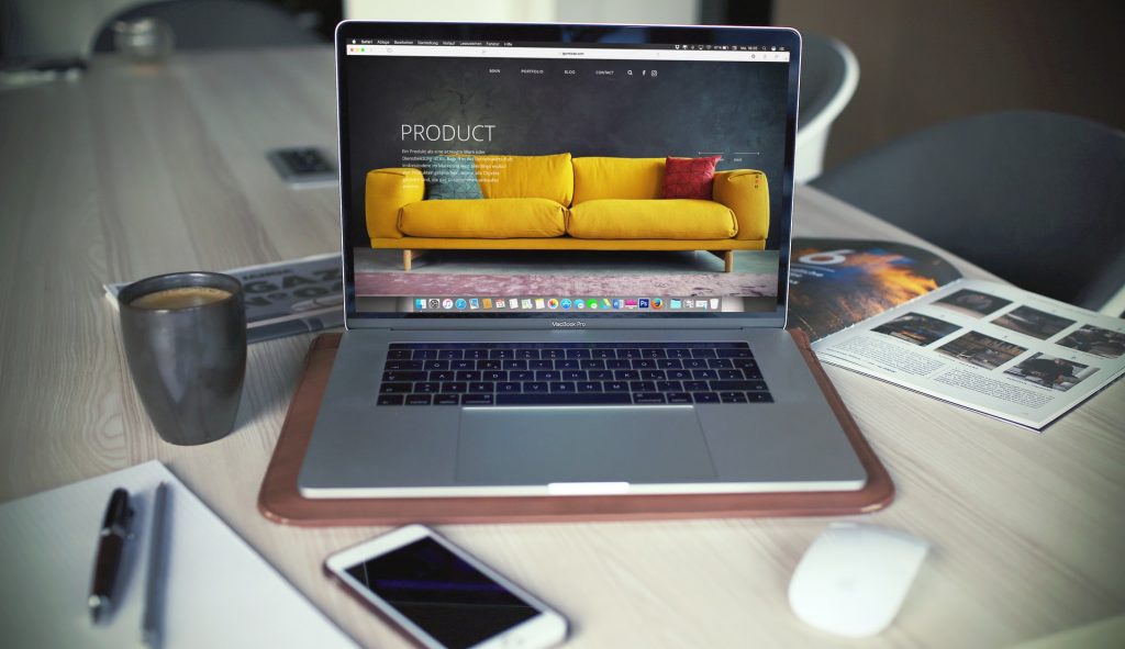 Weighing Marketplace vs Your Own Ecommerce for Business