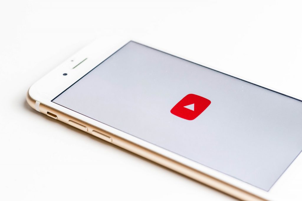 Your No-nonsense Guide to YouTube Shorts for Business Marketing
